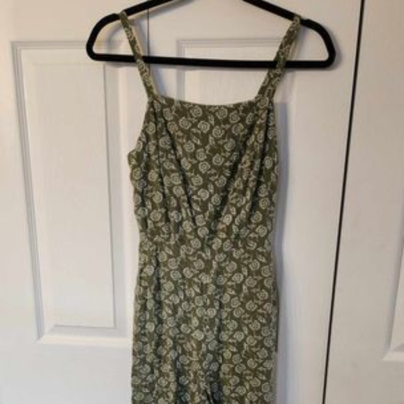 Old Navy Green flowery jumpsuit - Picture 3 of 3